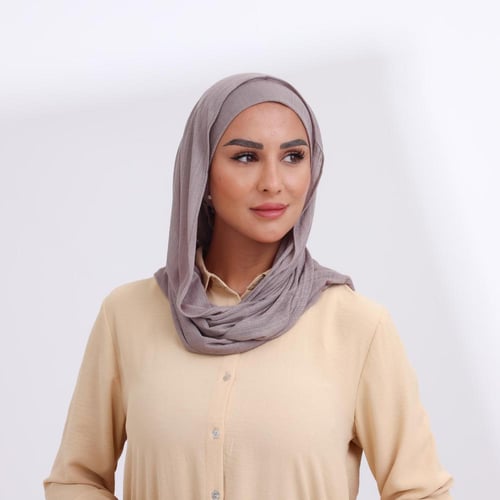 طقم طرحة مفتوحة مثلث مع قبعة