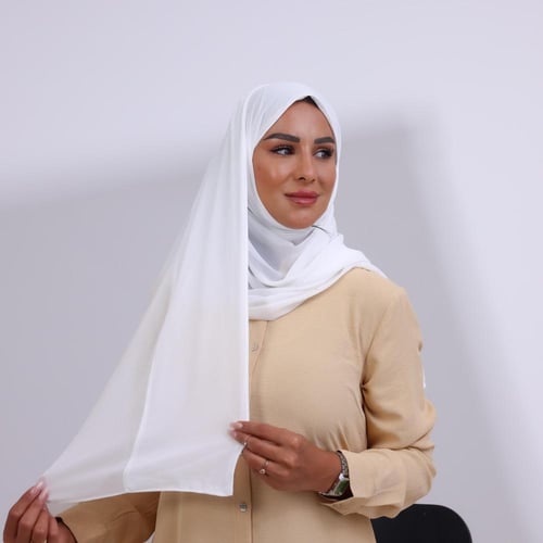 طرحة شيفون ربع مبطن من الأمام