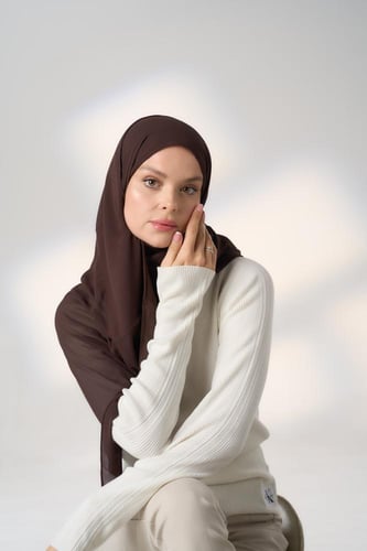 طرحة شيفون ربع مبطن من الأمام-بني