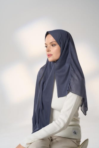 طرحة جاهزة مع مطاط - قصير جهة اليسار