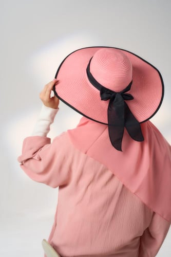 طقم قبعة كاملة مع طرحة صيفية