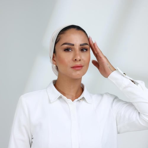 توربان لف خفيف مع ذيل طويل بيج فاتح جدا
