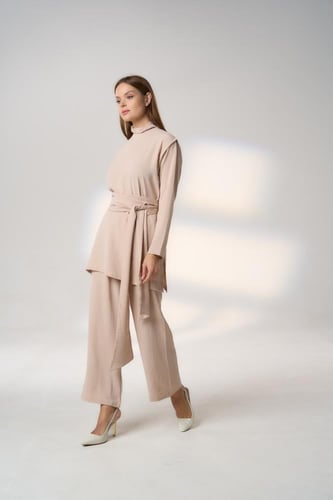 بدلة حجاب وعباية - سمول/ميديم