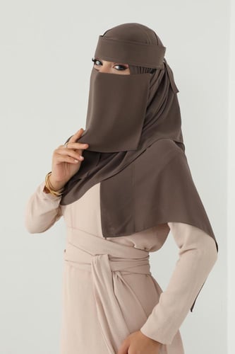 طقم طرحة ونقاب