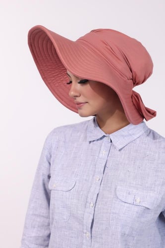 حجاب الشاطئ مع توربان