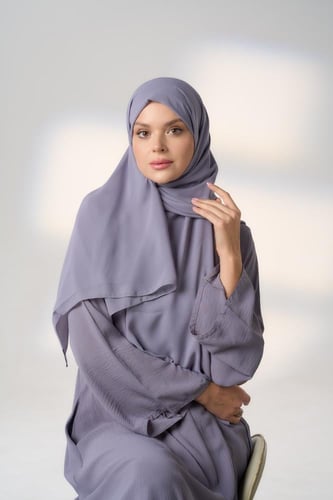 نقاب مع طرحة رمادي