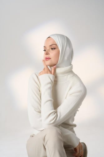 حجاب رياضي - اوف وايت