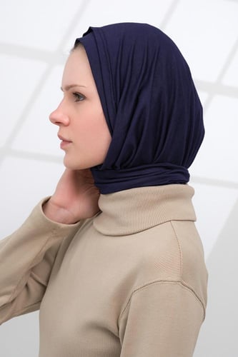 حجاب قطن ايطالي مع طقطق من الخلف كحلي