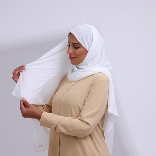 طرحة شيفون ربع مبطن من الأمام