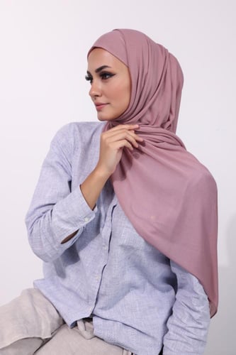 طرحة مخيطة جاهزة - وردي غامق