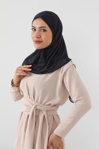 حجاب مع مطاط و فتحة عند الاذن - كحلي