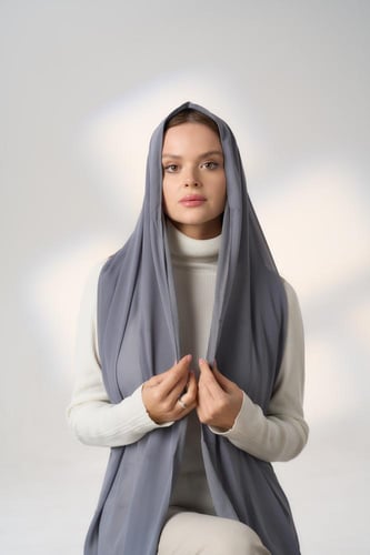 طرحة شيفون ربع مبطن من الأمام رمادي