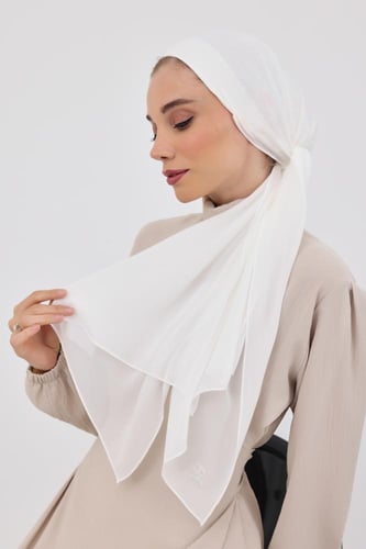 توربان شيفون مع قبعة داخلية