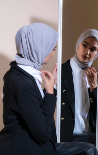 طرحة شاش تركي ربط من الخلف- رمادي