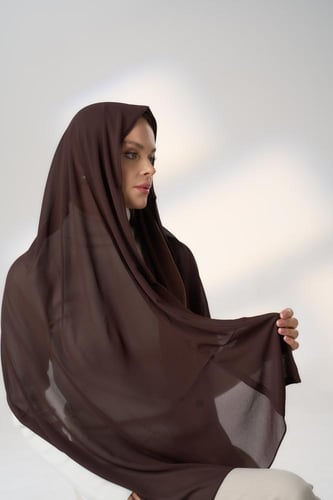 طرحة شيفون ربع مبطن من الأمام-بني