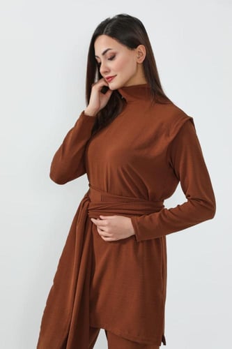 بدلة حجاب وعباية - سمول/ميديم