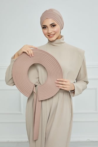 حجاب الشاطئ مع توربان - بني فاتح