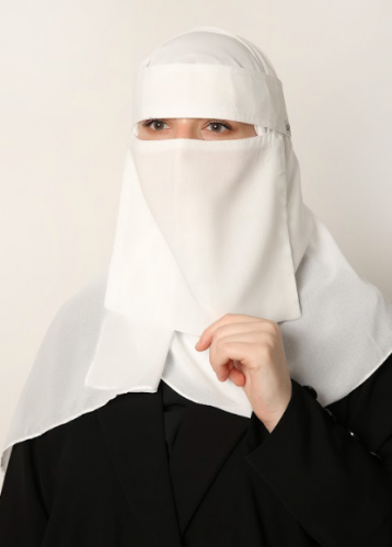 طقم طرحة مع نقاب - اوف وايت