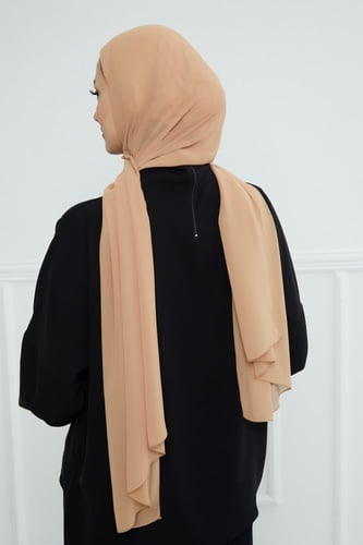 طرحة شيفون مع قبعة مشبوكة