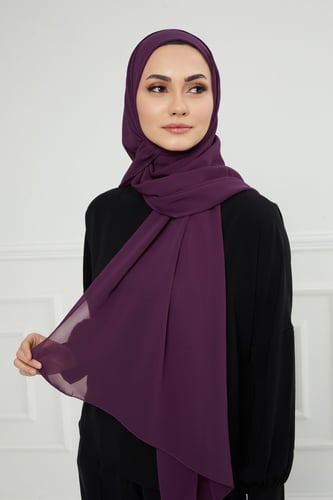 شيفون مع قبعة مشبوكة