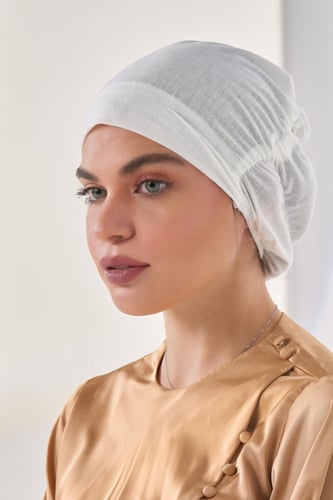 قبعه زم من الخلف - اوف وايت