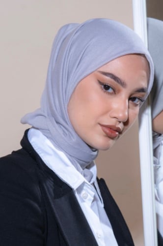 طرحة شاش تركي ربط من الخلف- رمادي