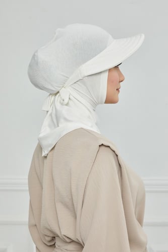 حجاب مع نصف قبعة مفصولة - أوف وايت