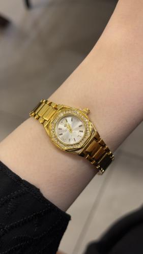 ساعة نسائية الاكثر مبيعا ⭐️⭐️⭐️