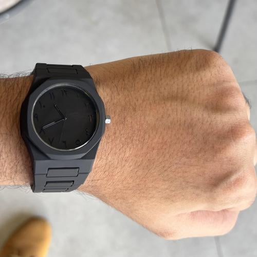 ساعة الكربون