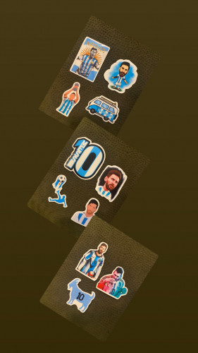 11 ملصق ميسي