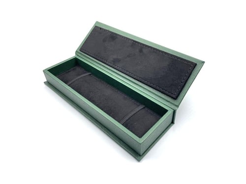 علب سبح جلد ايطالي فاخر مع داخلية مخمل اسود Leathe...