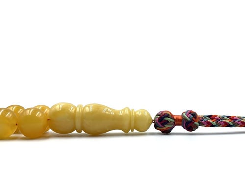 سبحة كهرمان فرز قديم معجن