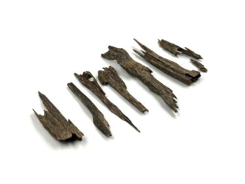 عود زورا هندي فرزة خاصة 12 جرام OUD