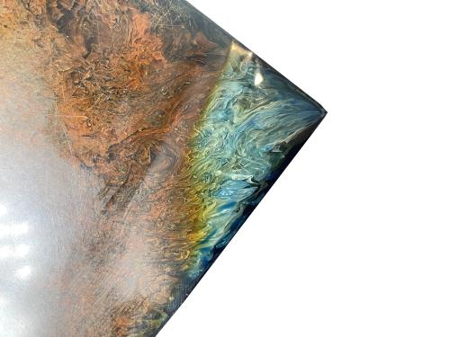 Blumon slab with transparent veining