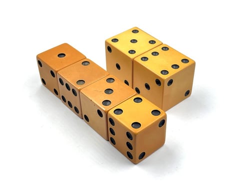 نرد من مستكة صب قديم