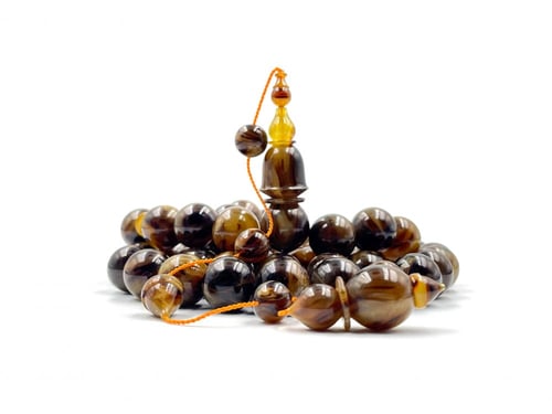 سبحة بكلايت مفروزة من عصي ضبعة معرقة بشفافية صب قد...