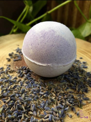باث بومب | رائحة لافندر | صغير | مصنوع بالملح الان...