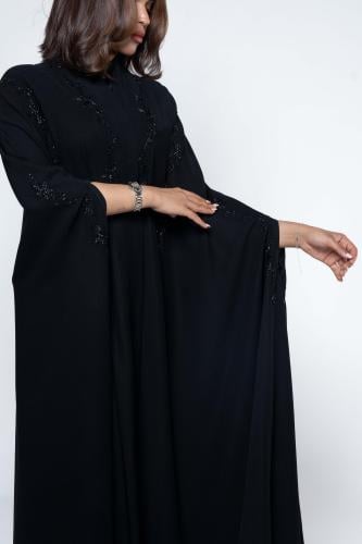 Qatari abaya