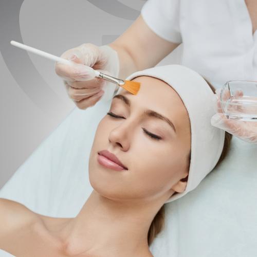 ثلاثة جلسات تقشير كيميائي لمنطقة صغيره