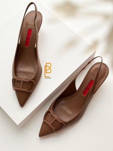 كعب كارولينا هيريرا