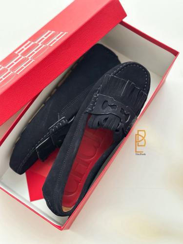 جزمة كارولينا هيريرا