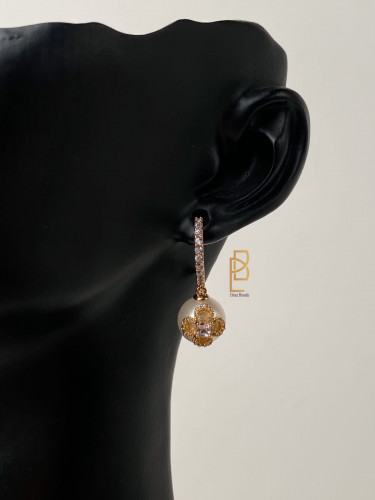 حلق كارولينا هيريرا