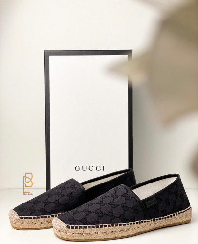 جزمة من قوتشي