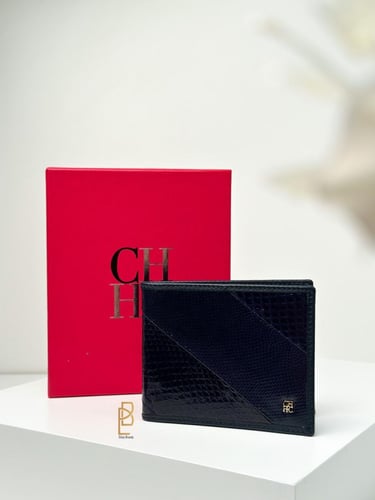 محفظة كارولينا هيريرا