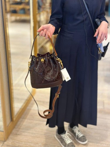 شنطة توري بورش