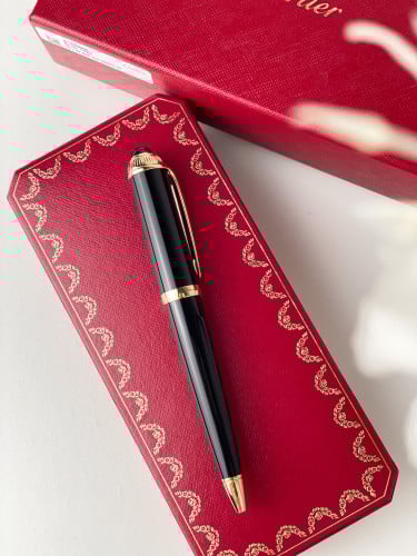 قلم من كارتير