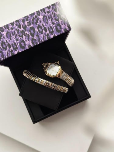 ساعة جست گفالي