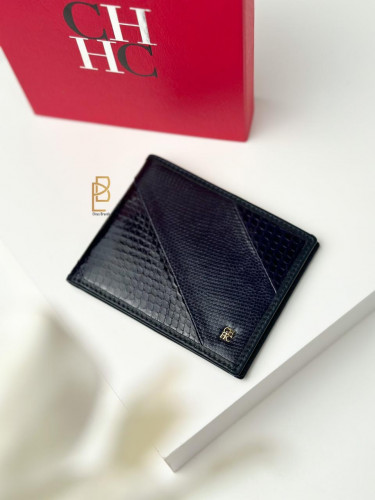 محفظة كارولينا هيريرا