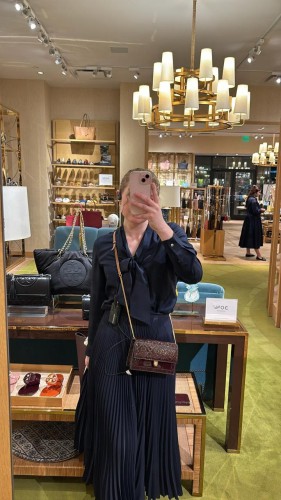 شنطة توري بورش