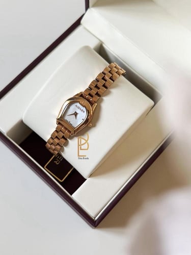 ساعة اقنر - روز قولد